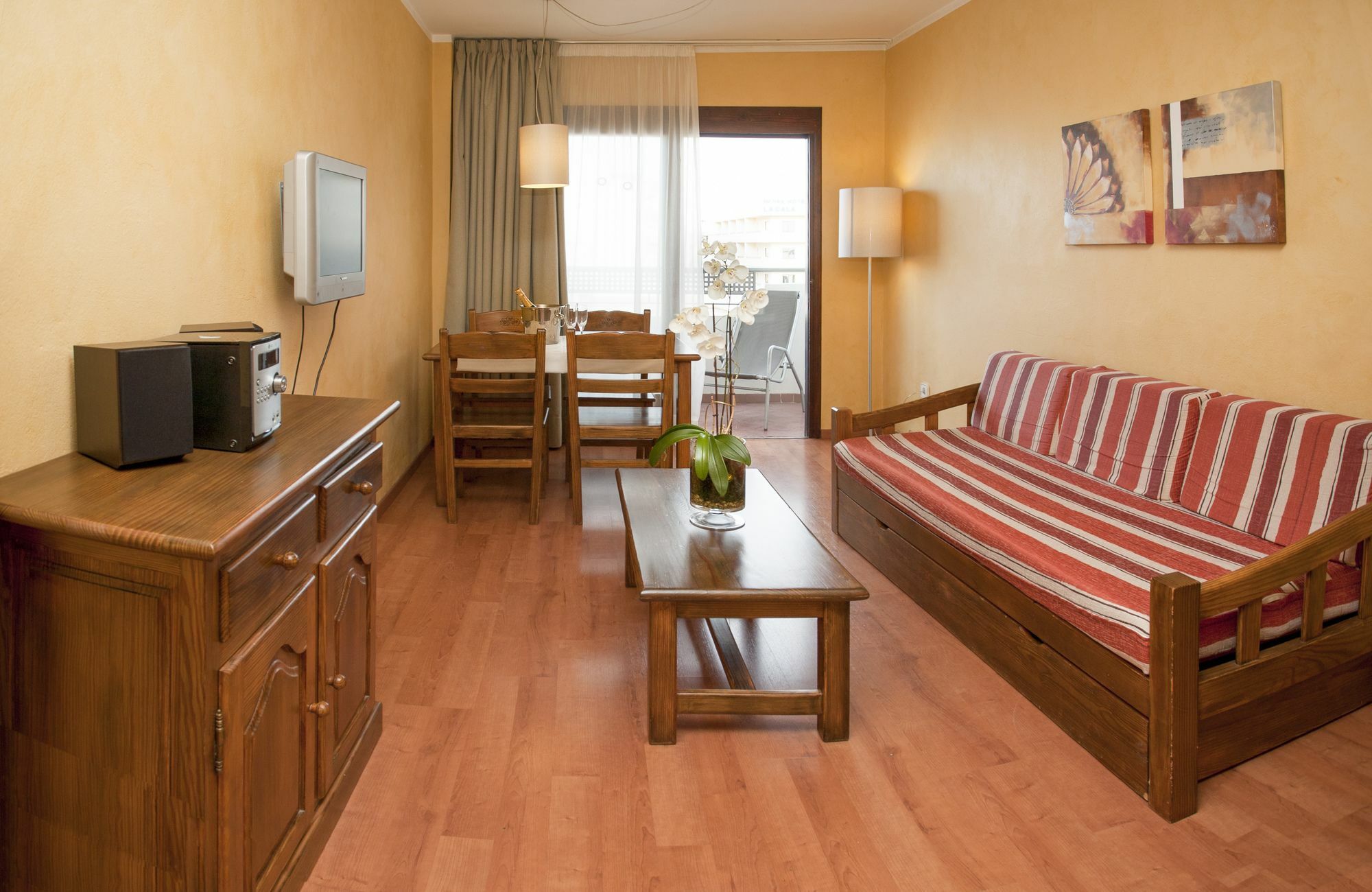 Apartamentos Parot Quality Santa Eularia des Riu Dış mekan fotoğraf